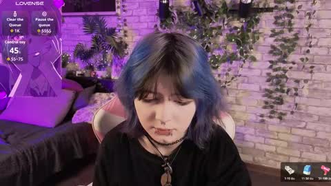 Ashley online show from February 23, 9:03 pm