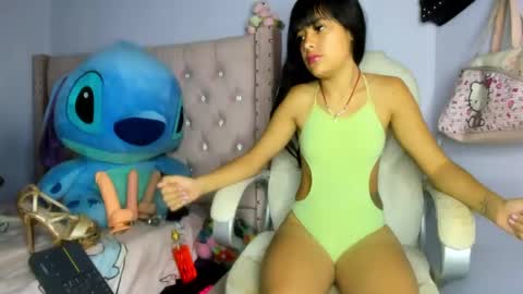 ashley_velvet online show from March 12, 2:56 pm