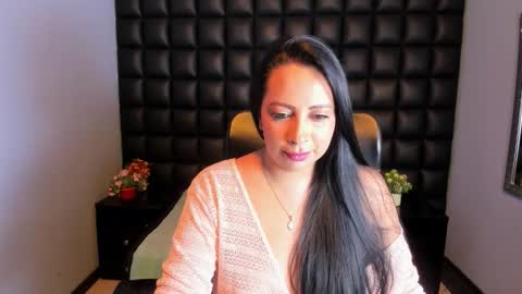 ashleymontenegre online show from January 14, 8:14 pm