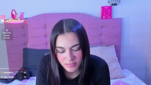 Snapshot of ashleyy_ls chatting on October 23, 3:12 am kylie online show from October 23, 3:12 am