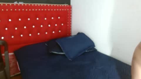 Snapshot of ashlyepipper chatting on February 1, 1:55 am Ashlye Pipper online show from February 1, 1:55 am