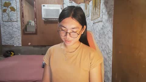 Rhean online show from December 23, 2:04 am