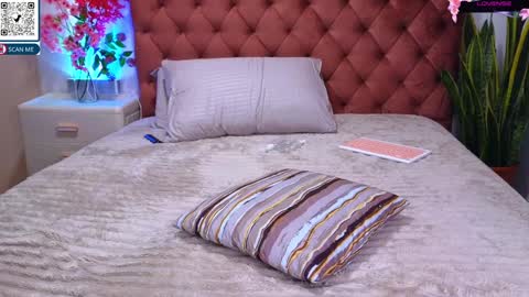 Dhimple online show from October 1, 6:40 am