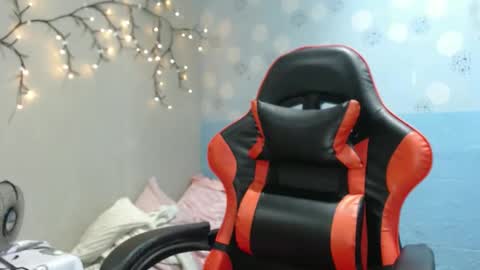 AMARA online show from January 11, 2:33 pm