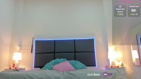  Aslhyn  online show from September 13, 9:56 pm