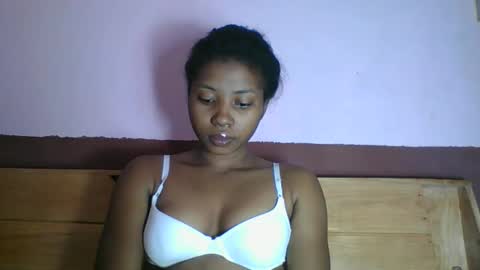 asmiraa online show from March 8, 9:46 am