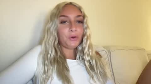 Aspen Aries online show from March 4, 1:12 am