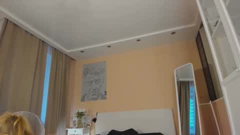 Sasha online show from October 16, 5:54 am