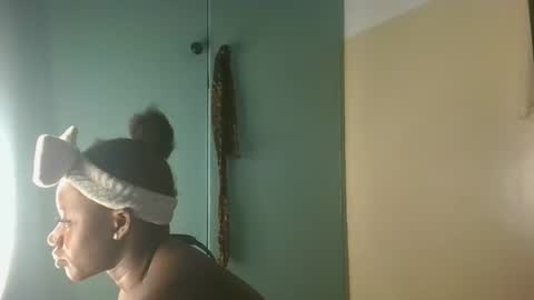 Snapshot of asscluupper chatting on October 5, 2:11 pm asscluupper online show from October 5, 2:11 pm