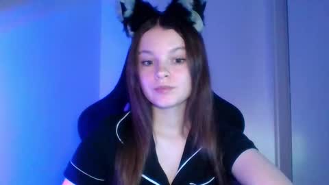 astradream_ online show from October 8, 6:56 pm