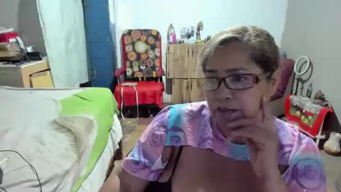 atenea412929 online show from May 24, 9:30 am
