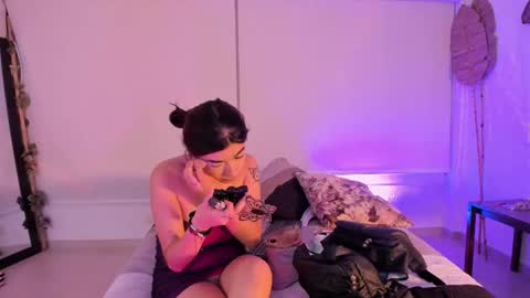 Atenea online show from October 4, 5:46 am