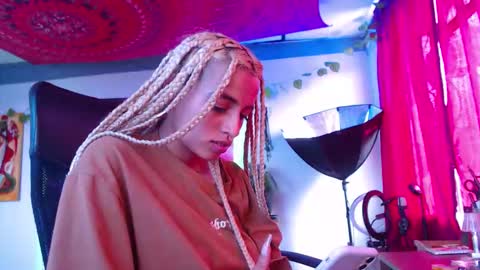 Atenea online show from October 3, 4:56 pm