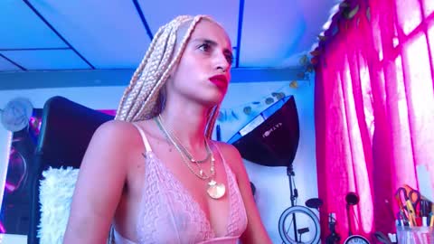 Atenea online show from September 23, 1:42 pm