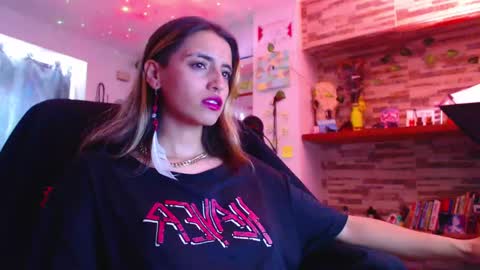 Atenea online show from March 1, 4:54 pm