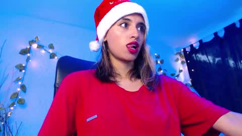 Atenea online show from December 23, 3:55 pm