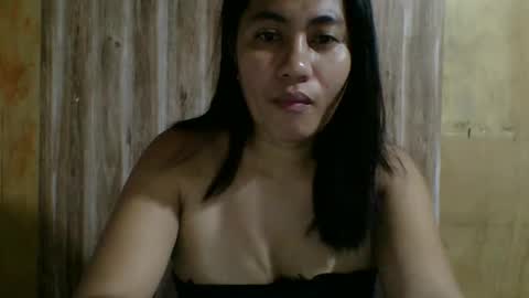 Snapshot of athena231993 chatting on October 26, 12:50 am athena231993 online show from October 26, 12:50 am