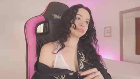 athenasinclair online show from June 16, 1:56 pm