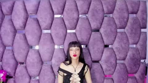 aurora online show from December 10, 6:06 pm