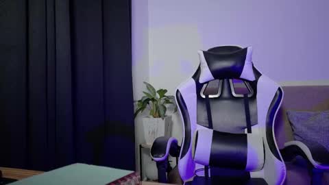 aurora_collins08 online show from March 26, 3:25 pm