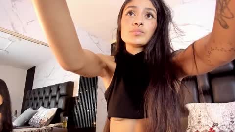 Aurora online show from October 22, 4:28 am