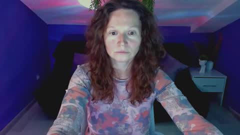 Snapshot of auroraborealis__ chatting on September 22, 6:56 am auroraborealis__ online show from September 22, 6:56 am