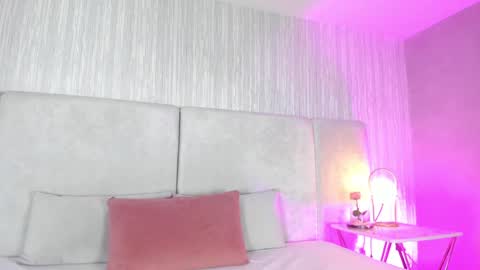 Snapshot of auroradurand chatting on January 31, 9:26 pm ...  ... online show from January 31, 9:26 pm