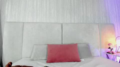 Snapshot of auroradurand chatting on December 22, 4:06 pm ...  ... online show from December 22, 4:06 pm