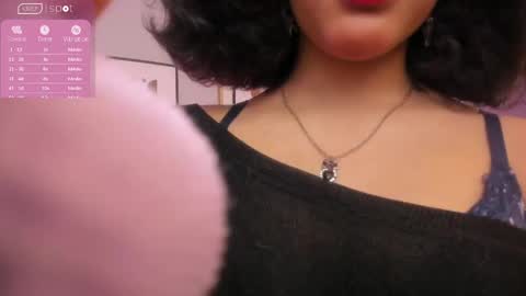 Mariana  online show from May 5, 3:20 am