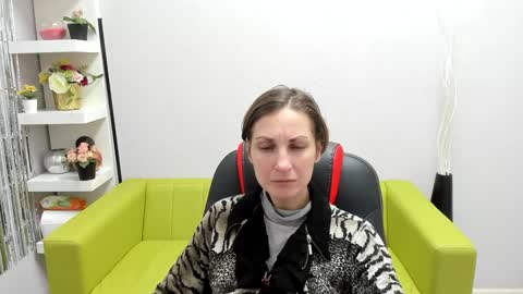 Snapshot of aurorascript chatting on December 21, 3:42 pm Aurora online show from December 21, 3:42 pm
