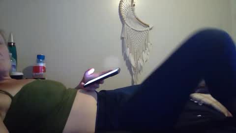 Milf4u online show from December 5, 8:22 am