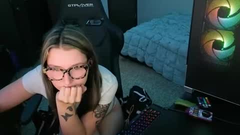 autumn2704 online show from November 24, 3:52 am