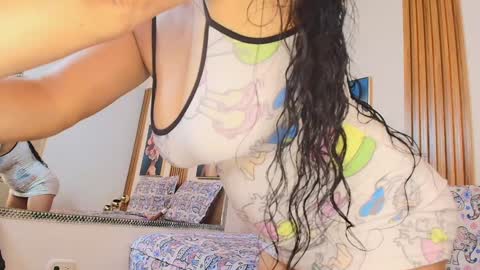 ava_am online show from December 24, 1:39 pm