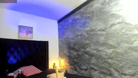 ava_lewis_ online show from October 24, 4:19 am