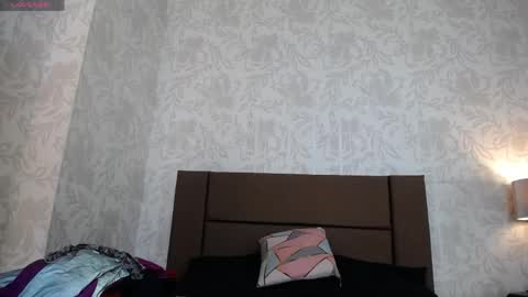 Ava  online show from May 31, 2:28 am