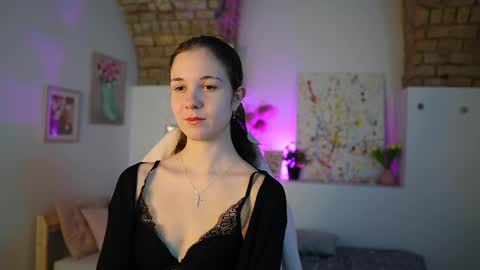 ava taylor18 online show from December 3, 2:27 pm