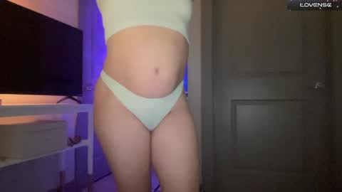 Snapshot of avabradley chatting on February 16, 2:54 am Ava . Support my channel by using my affiliate link to make your account  Thanks  online show from February 16, 2:54 am