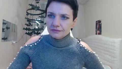 avasaturnian online show from October 13, 12:19 pm