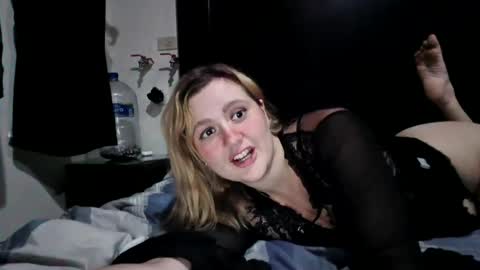 Avery Doll online show from June 16, 2:45 am