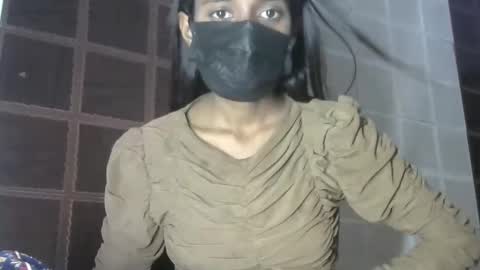 avery_lust01 online show from March 30, 5:18 am