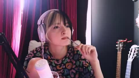 Avriel online show from July 12, 4:24 am