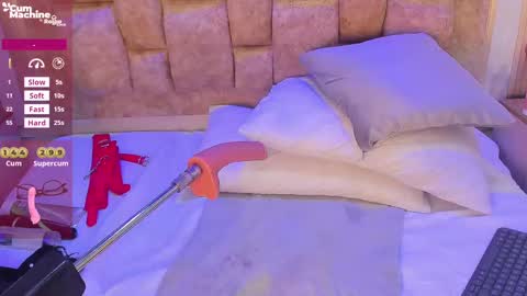 AVIS  online show from September 25, 9:01 pm