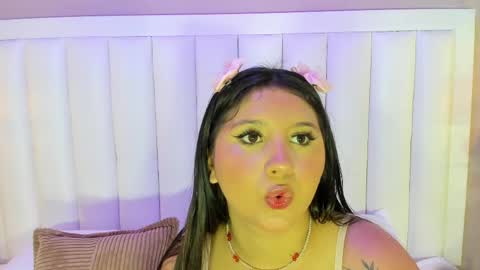 Avy  online show from February 25, 11:32 am