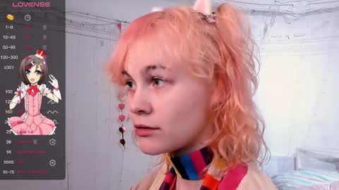 Awi online show from November 25, 9:26 pm