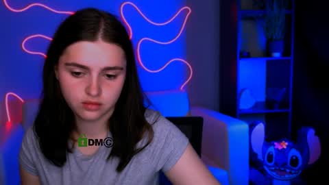 awesomeemma_ online show from May 8, 11:35 am