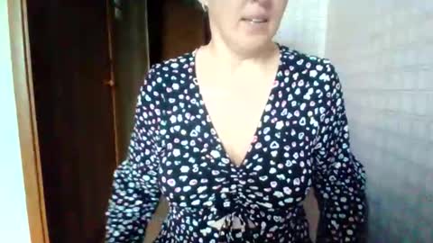 awesomeladyy online show from May 25, 7:40 am