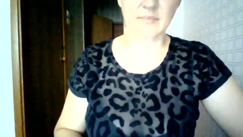 awesomeladyy online show from June 29, 7:59 am