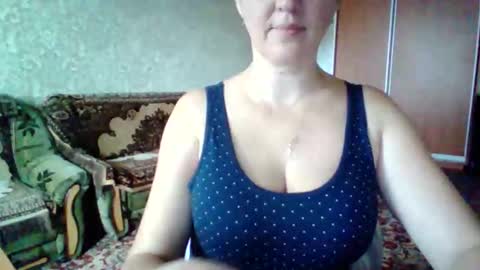 awesomeladyy online show from November 7, 9:26 am