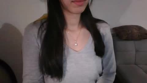 axue online show from November 30, 2:27 am