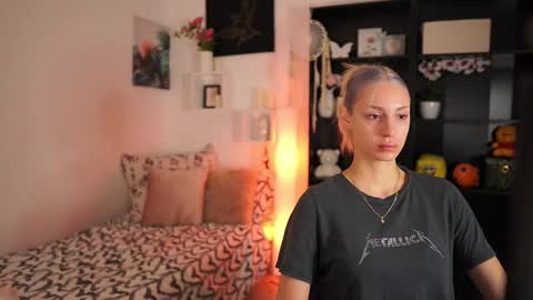 aya hitakayama  online show from September 9, 7:13 pm